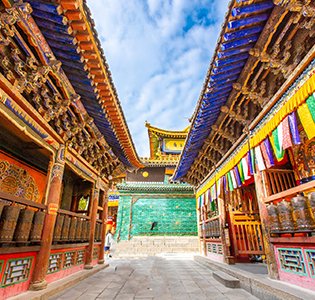 塔尔寺-藏传佛教格鲁派六大寺院之一-宗喀巴大师诞生地